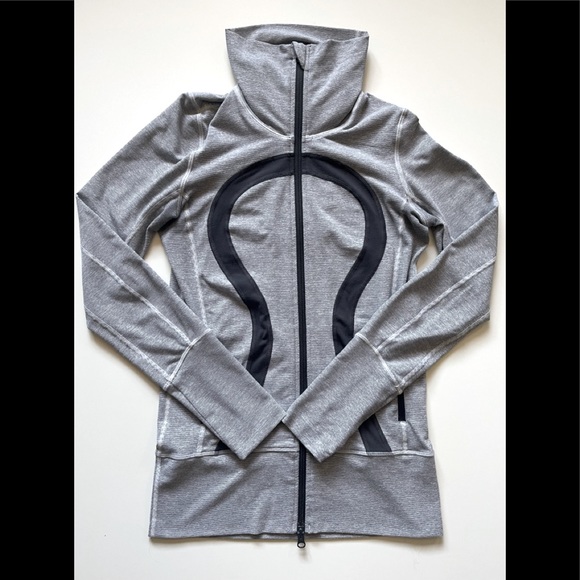 ⭐️ Host Pick ⭐️Lululemon In Stride Jacket - Picture 3 of 5